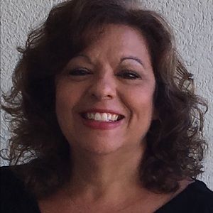 Meet your Posher, Debbie